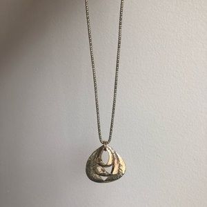 Good statement necklace